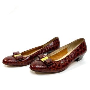 Salvatore Ferragamo Croc Leather w/Bow Size 9.5 A2